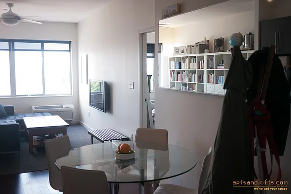 Rented by aptsandlofts.com | media 40