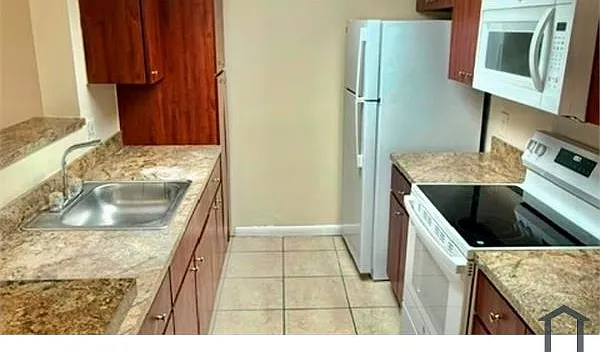 1 bed, 837 sqft, $1,750 — Photo 4