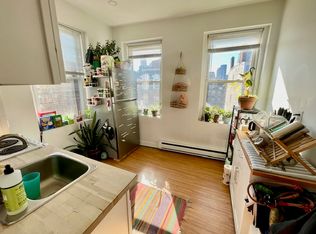 4 Battery St #8, Boston, MA 02109