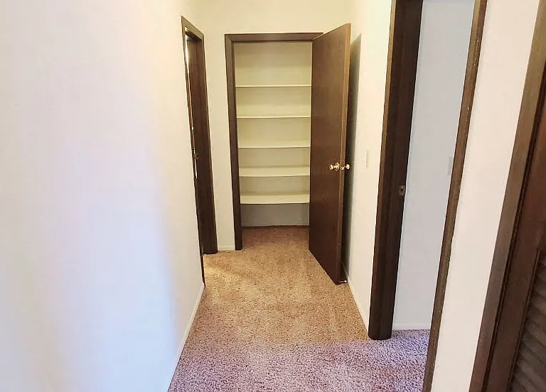 Kimberly Club Apartments — Photo 119