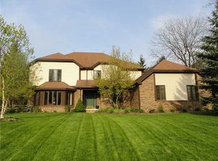 1611 Woodstream Rd, Perrysburg, OH 43551