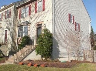 821 Tall Oaks Sq SE, Leesburg, VA 20175