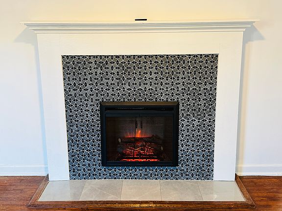 4th image of 410 W Evergreen St #410