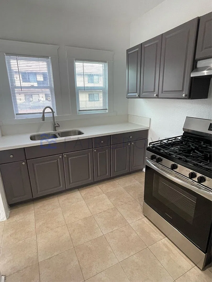 920 N. Washington in Long Beach! — Photo 1