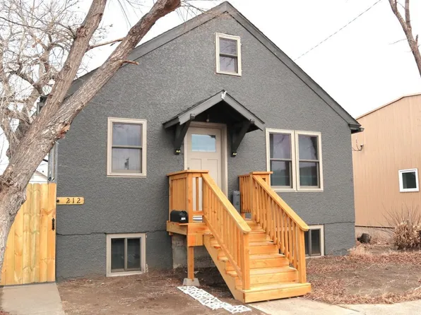 212 W Benham St, Glendive, MT 59330