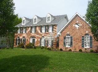 16135 Wilson Manor Dr, Chesterfield, MO