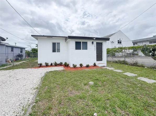 1822 NW 66th St, Miami, FL 33147