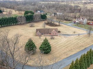 21 Rocky Ledge Ln, Shenandoah Junction, WV 25442