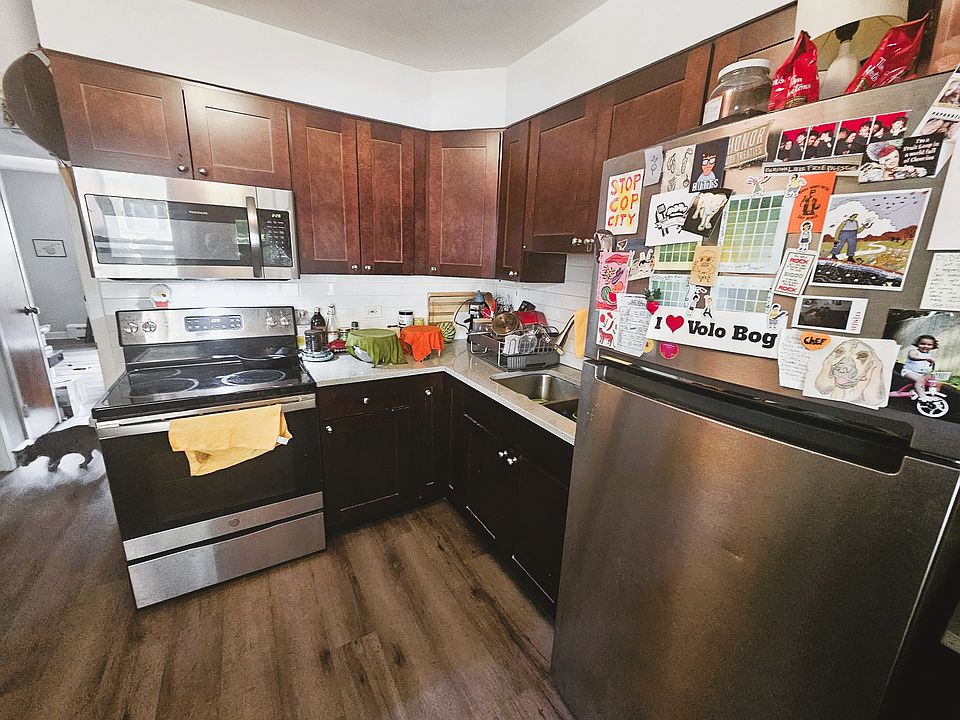 UPDATED kitchen SS App - Granite Counters