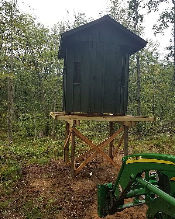 Blind near Manistee National