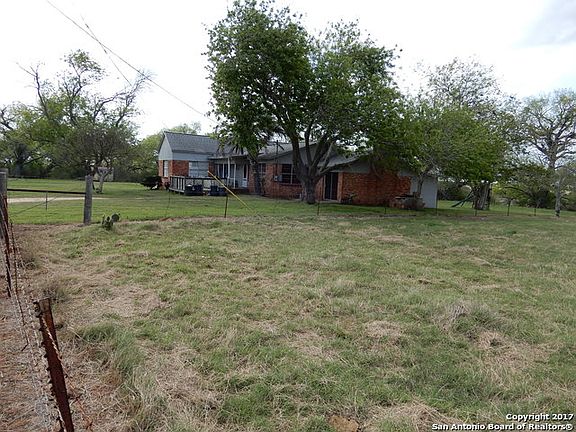 2nd image of 2634 County Road 221