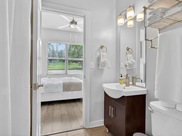 1700 Belcourt Ave #105 — Photo 21