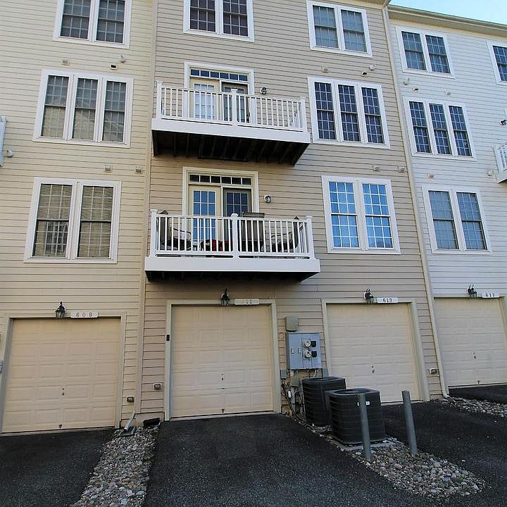 2nd image of 611 Whetstone Glen St #611