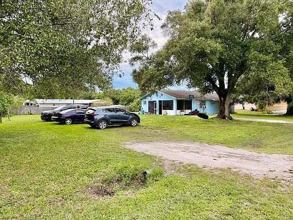2nd image of 3557 NW 34TH Avenue