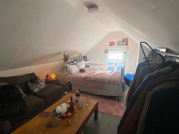 Bedroom 2 with private entrance