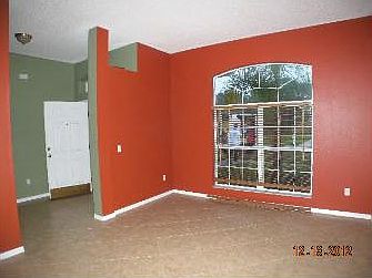 4th image of 1056 SW Placetas Ave