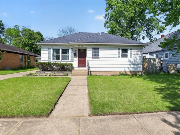 1903 Kessler Blvd, South Bend, IN 46616