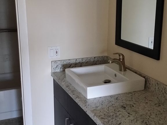 4th image of 21121 SW 85th Ave APT 201