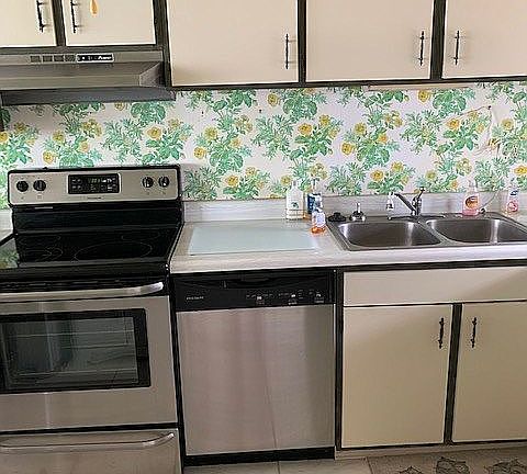 Stainless Appliances 