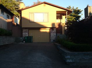 2905 3rd Ave N, Seattle, WA 98109