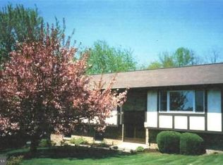 80 Persimmon Ln, Elizabethtown, PA 17022