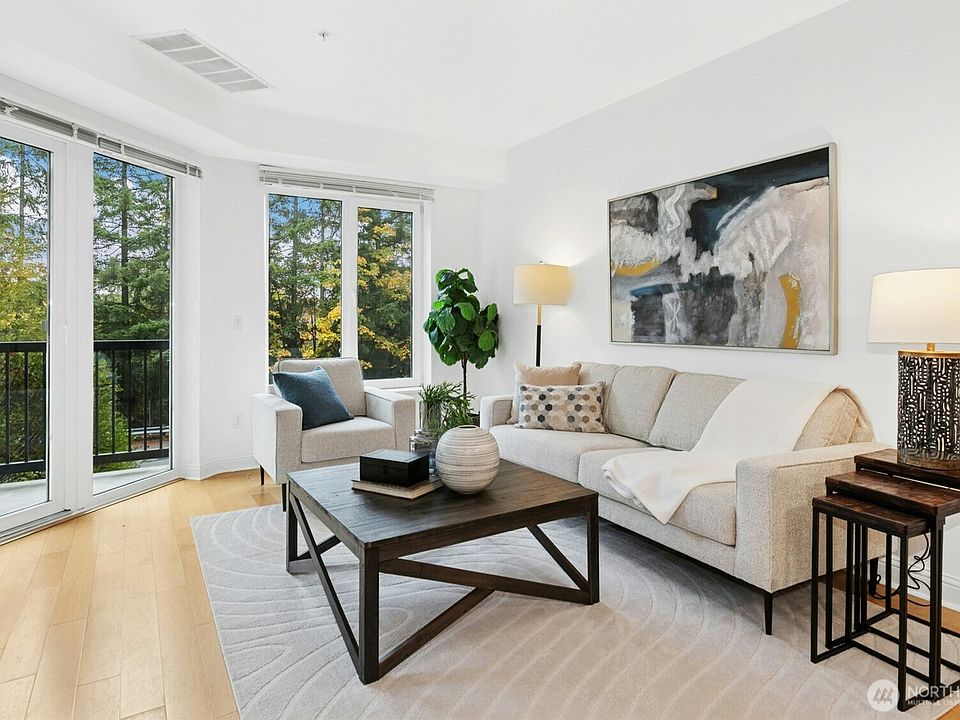 1st image of 18707 SE Newport Way #102
