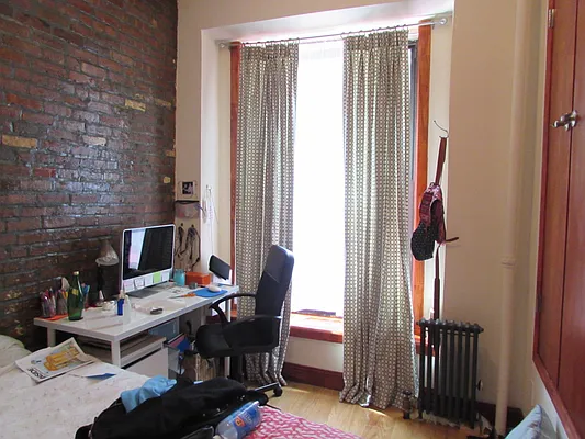 Rented by Majesty Management | media 31