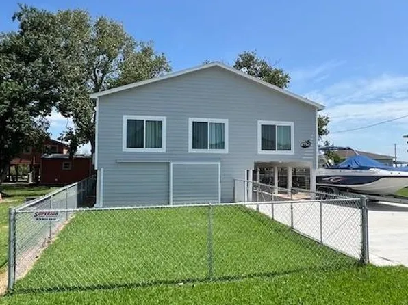 182 County Road 257, Matagorda, TX 77457