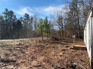 1520 Kelly Brewer Rd #21, Leasburg, NC 27291