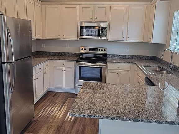4th image of 7837 Tradewinds Dr