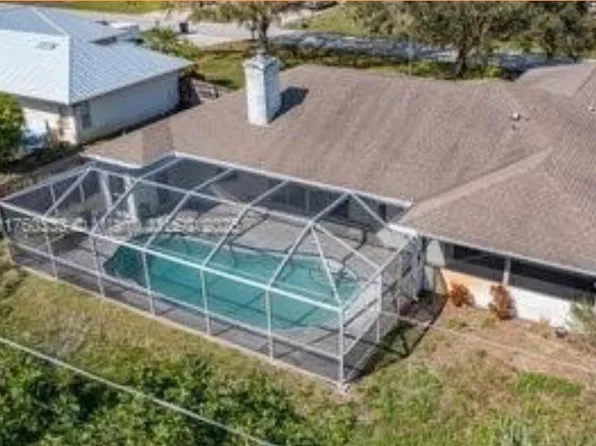 242 SE Duval Ave, Port Saint Lucie, FL 34983