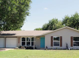 7209 Meadowood Dr, Austin, TX 78723