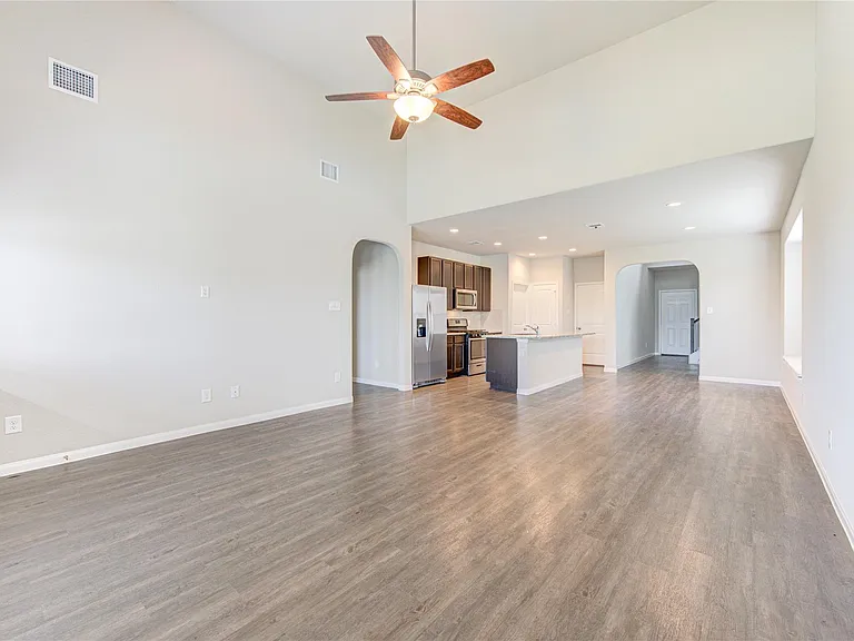 3707 W Alessano Ln — Photo 20