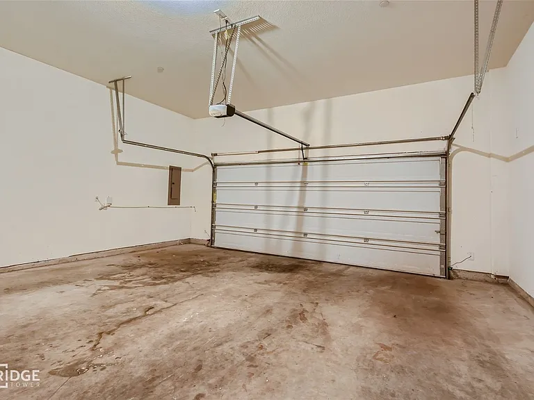 1312 Lake Crest Ln — Photo 16