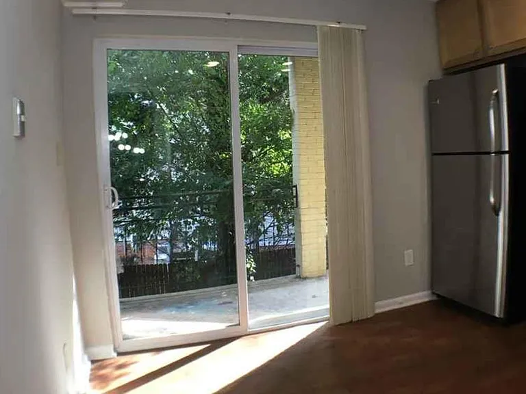 1422 Scales St #K — Photo 20
