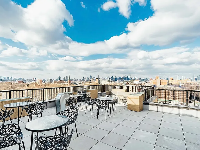 240 Stagg St #3D — Photo 14