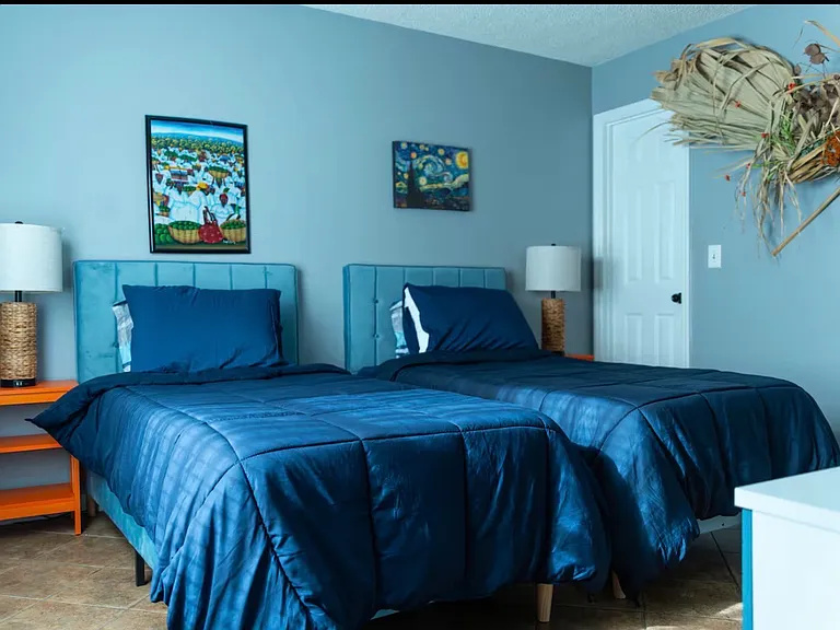 2477 Talco Hills Dr — Photo 2
