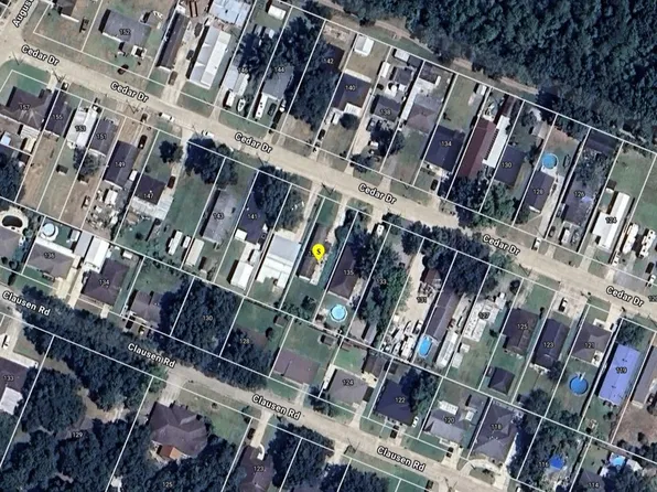 137 Cedar Dr, Belle Chasse, LA 70037