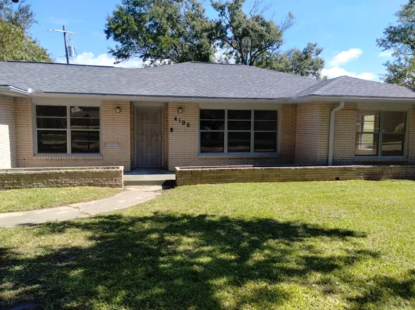 4100 Lakeshore Dr, Port Arthur, TX 77642