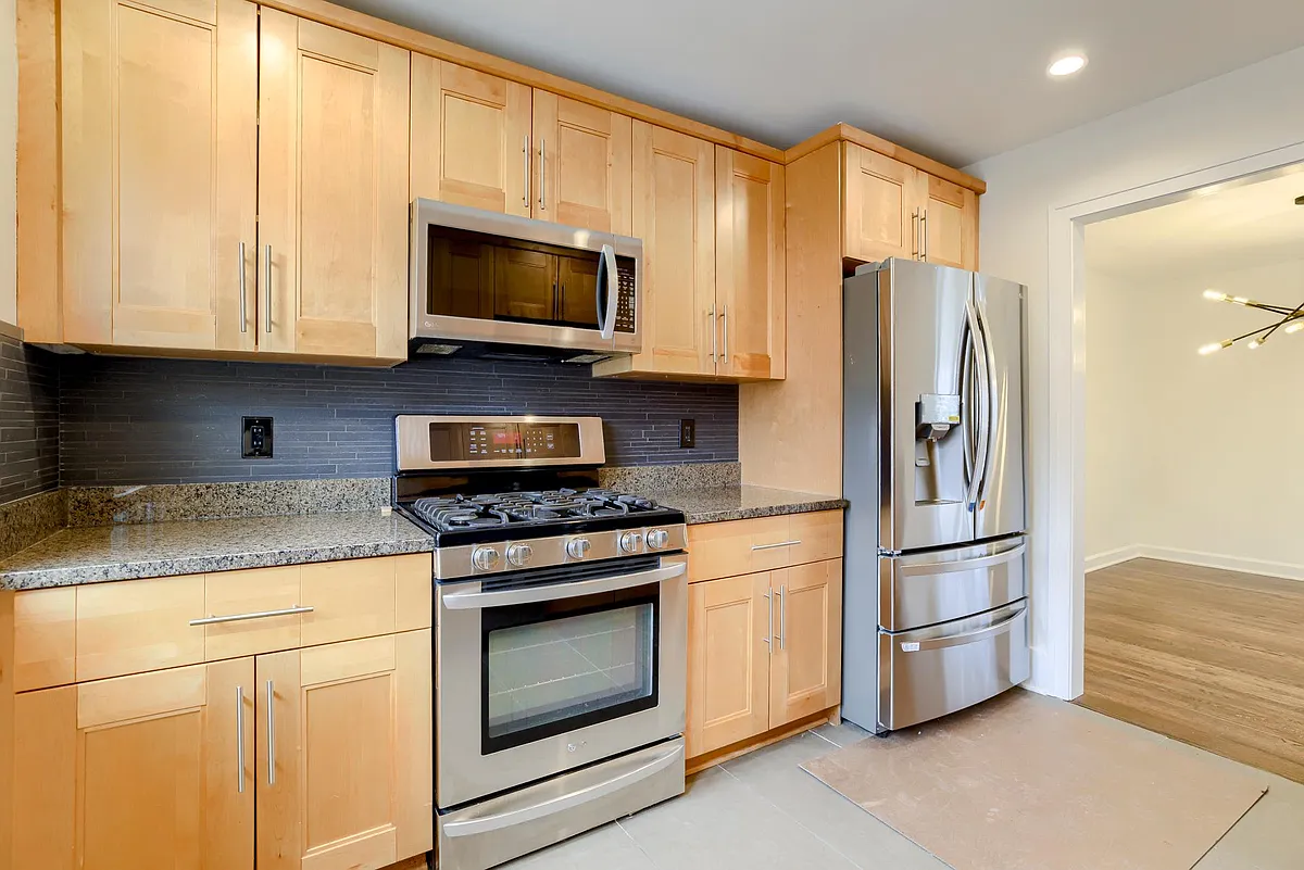 Building Photo - 1106 N 49th Ave