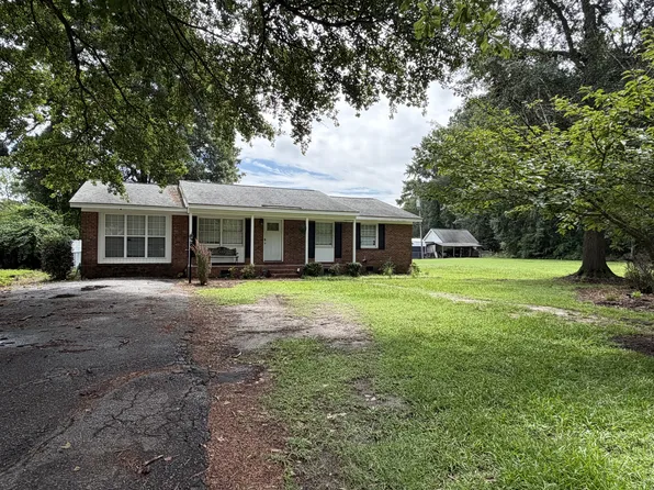 3710 Robinson St, Bethel, NC 27812