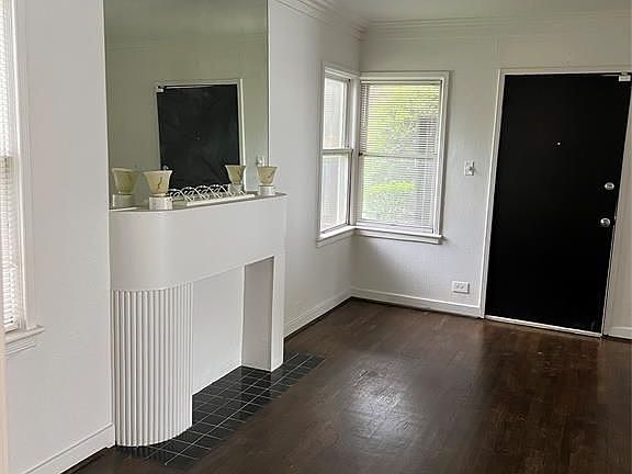4th image of 1920 Binz St Unit 1