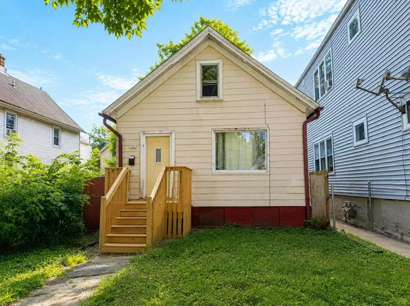 1111 S 20th STREET, Milwaukee, WI 53204