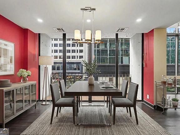 4th image of 145 15th St NE APT 208