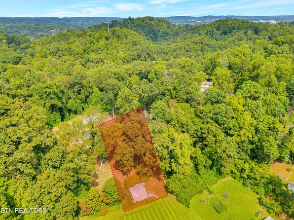 2300 Tomassee Dr, Knoxville, TN 37920