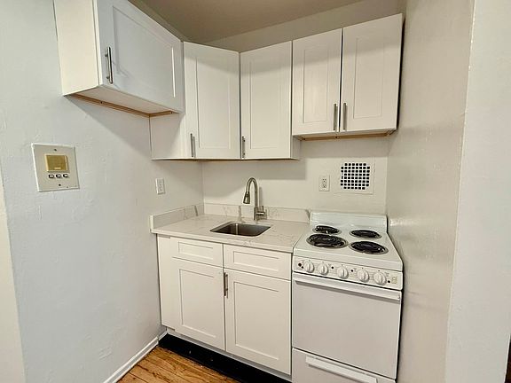3rd image of 515 E 6th St APT C7