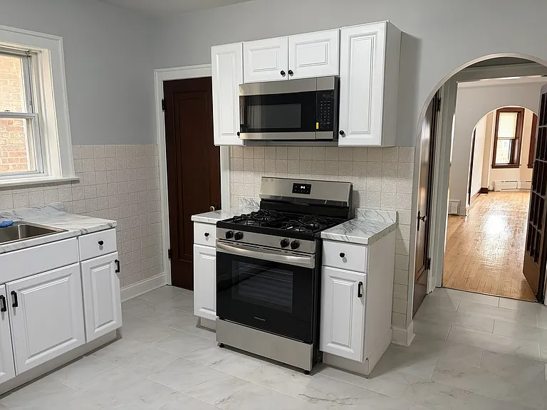1835 Home Ave #1 — Photo 17