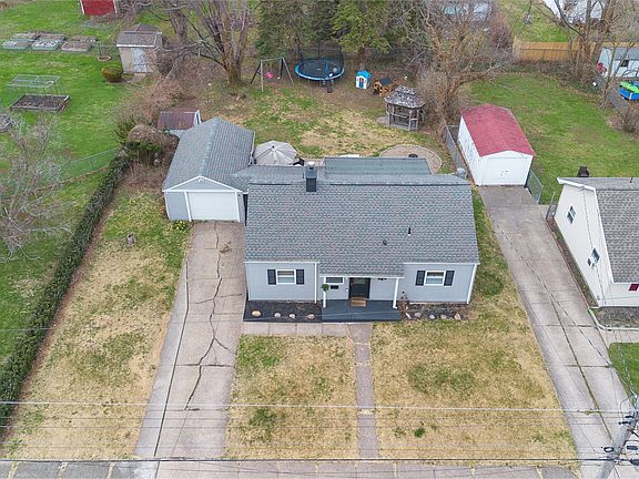 2nd image of 942 W 34th St
