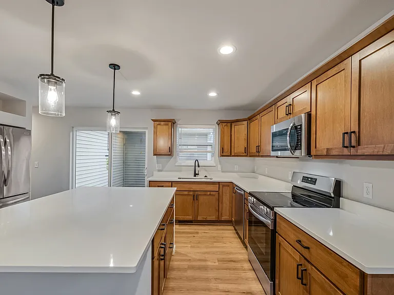 1638 Happy Trails Rd — Photo 12