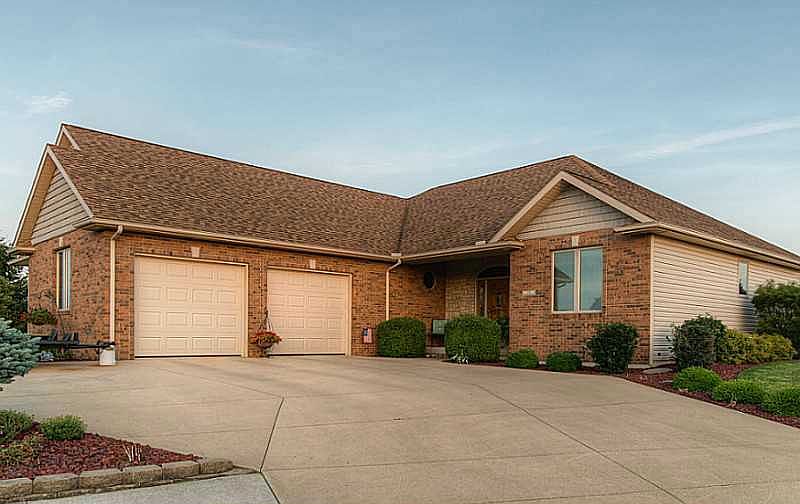 1st image of 110 Waterford Ct